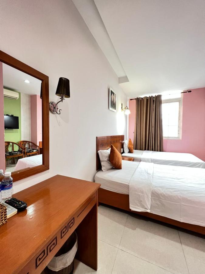 Valentine Luxury Hotel - 31 Bui Vien Street Ho Şi Min Dış mekan fotoğraf