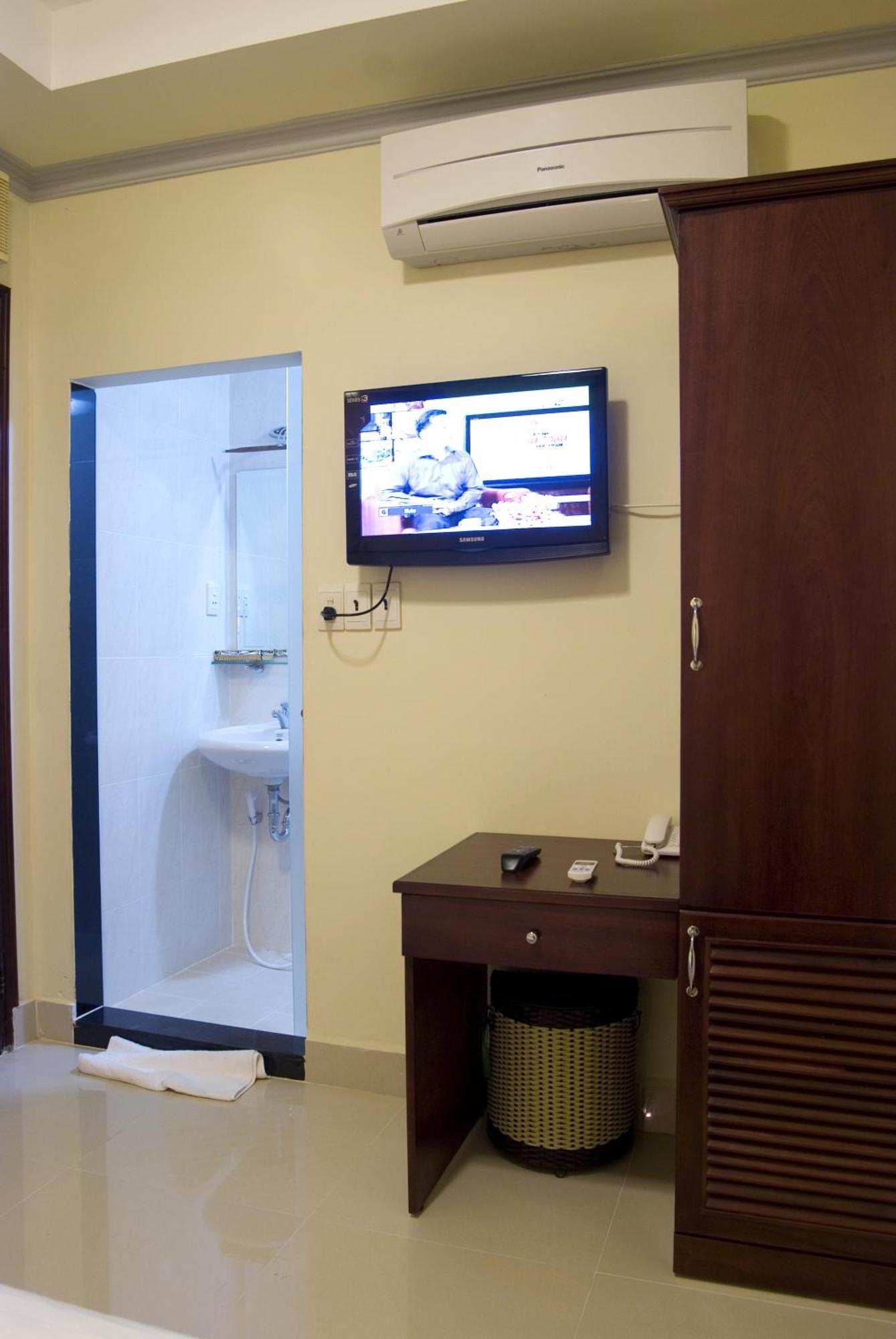 Valentine Luxury Hotel - 31 Bui Vien Street Ho Şi Min Dış mekan fotoğraf
